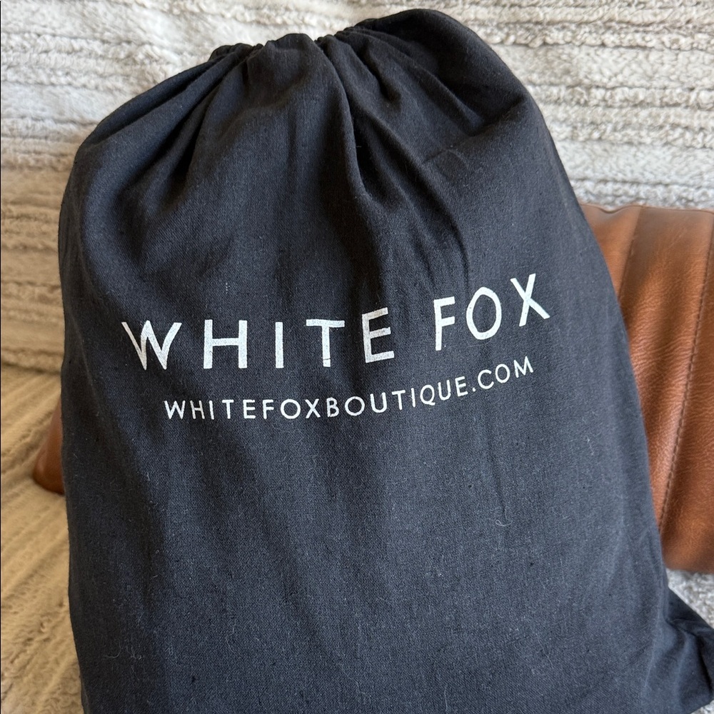 White Fox Boutique Offstage Hoodie Pine - XXS/XS - Picture 4 of 6
